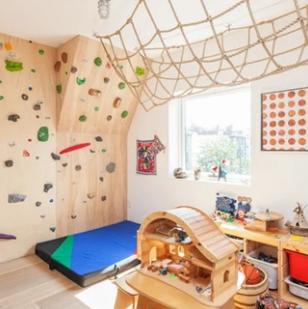 cool playroom decor